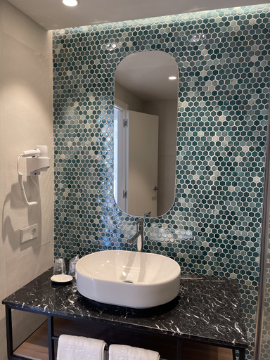 Bathroom 5, Hotel Tora, Baleares