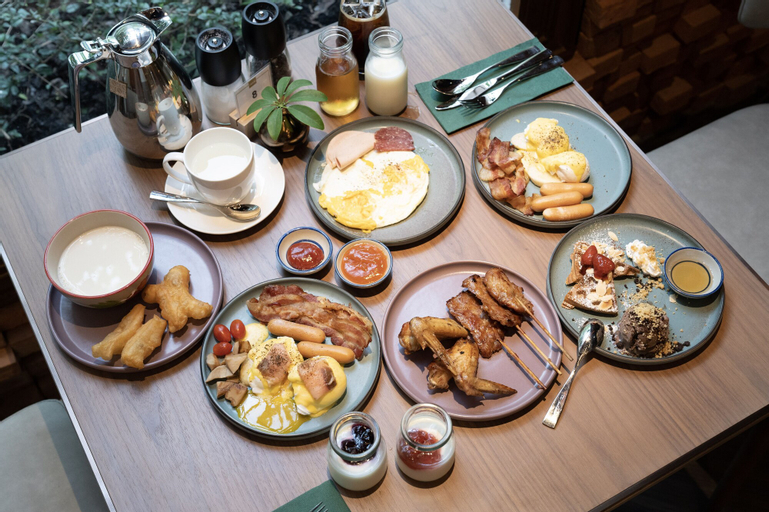 Food & Drinks 20
