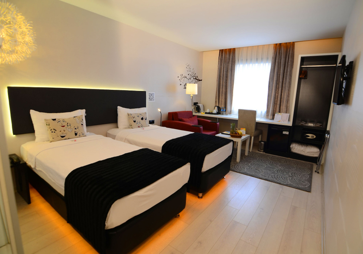 Bedroom 4, Tempo Fair Suites, Bakırköy