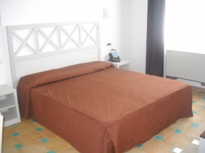 Bedroom 3, Villa Fanusa, Syracuse