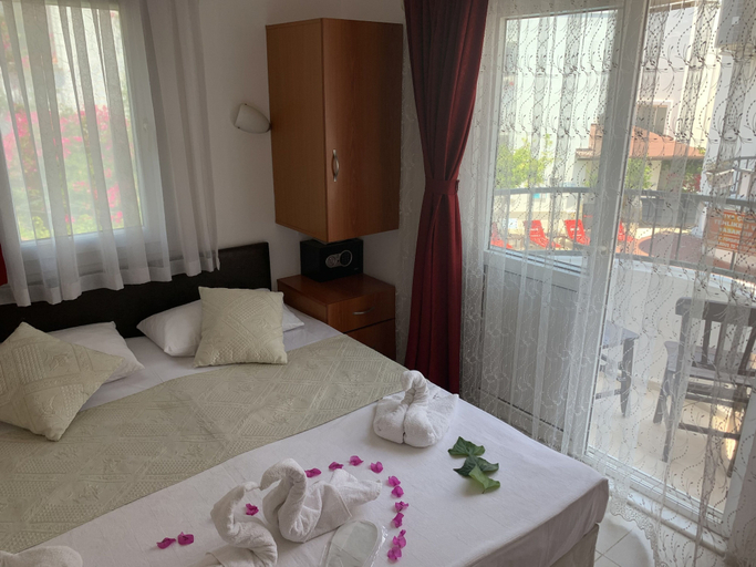 Bedroom 4, Bitez Otel, Bodrum