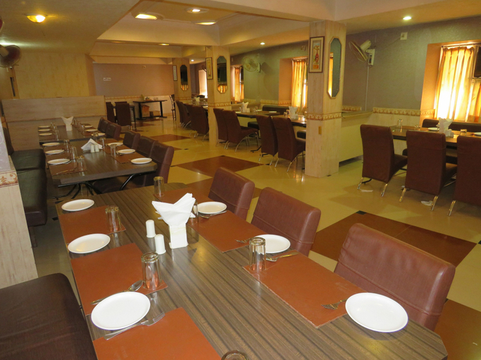 Food & Drinks 4, Dariyalal Hotel, Morbi