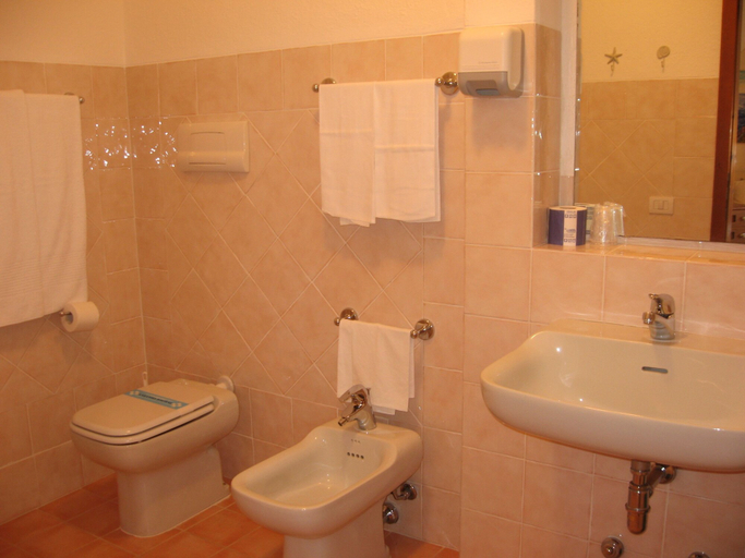 Bathroom 4, Hotel Valdiola, Olbia-Tempio