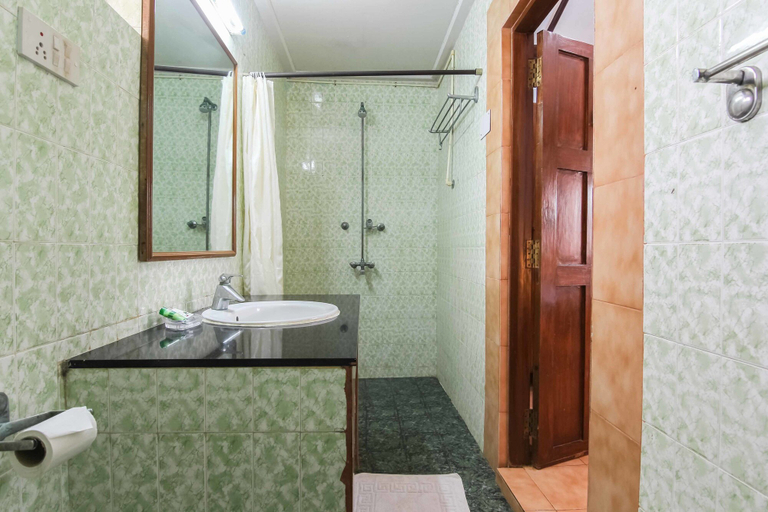 Bathroom 5, Baia Do Sol - Beach Boutique, North Goa