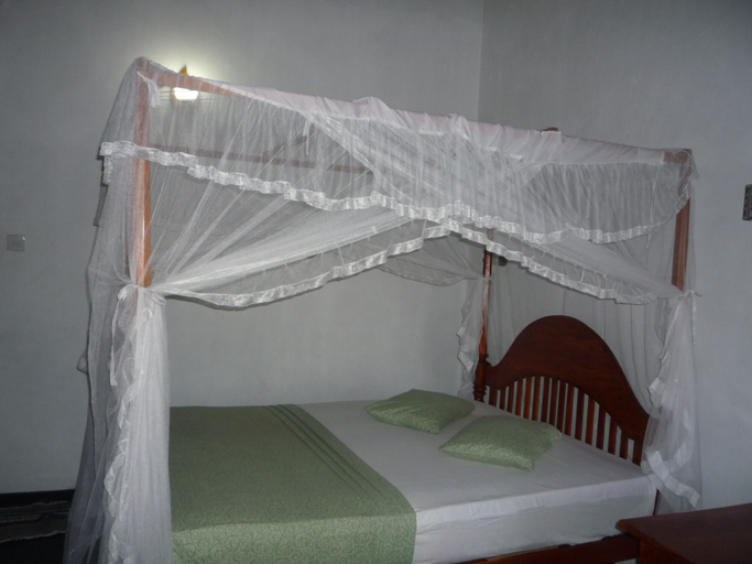 Bedroom 2, Beach Lagoon Guesthouse, Tangalle