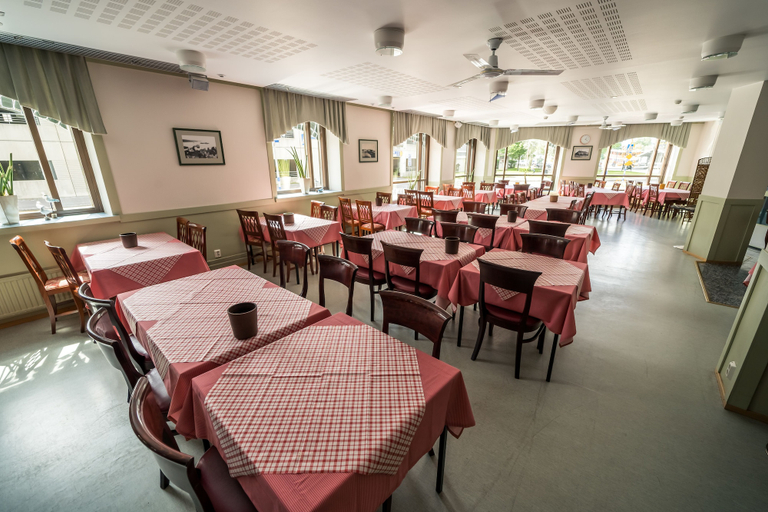 Food & Drinks 5, Summer Hotel Tott, Southern Savonia