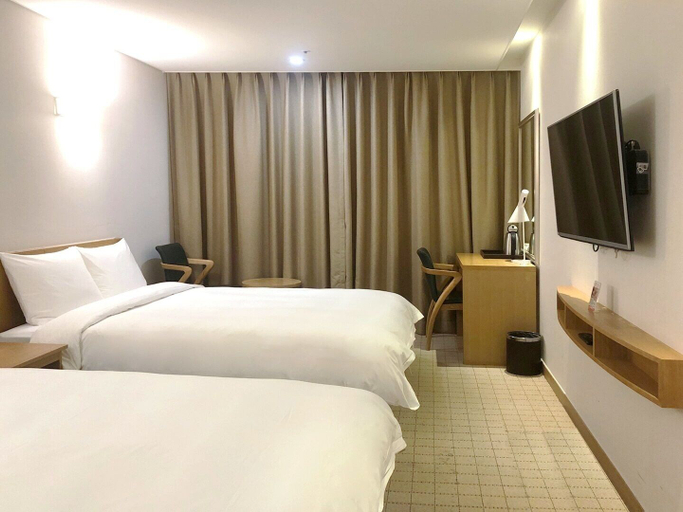 Bedroom 3, Jeju Hotel the M, Seogwipo