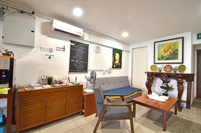 Food & Drinks 5, Magpie Residence, Penang Island