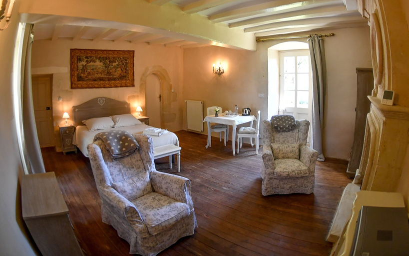 Bedroom 2, Château de la Grand'Cour, Loire-Atlantique