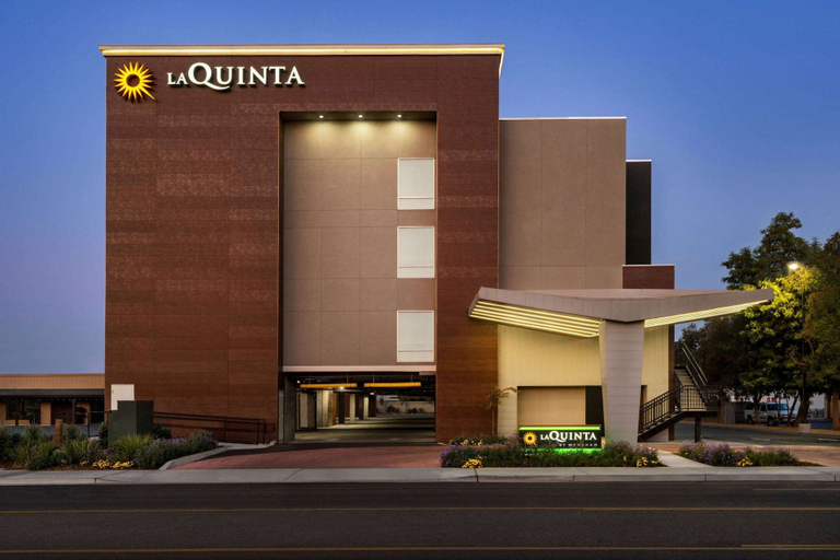La Quinta Inn & Suites by Wyndham Clovis CA, Fresno