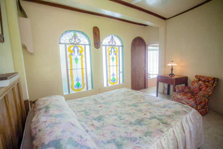 Bedroom 4, Banana Bank Lodge