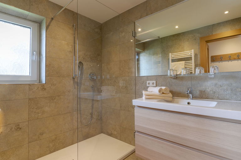 Bathroom 3, Appartements Rabitsch Hof, Innsbruck Land