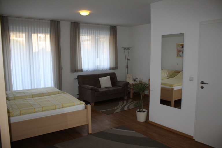 Bedroom 4, Hotel am Wintergarten, Borken