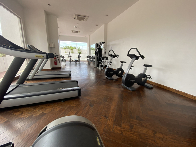 Others 5, Luxury studio apartment at the Gallery, Accra