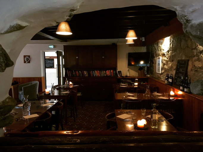 Food & Drinks 5, Hotel Au Bon Accueil, Isère