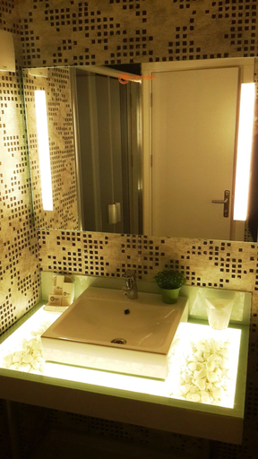 Bathroom 5, Tempo Fair Suites, Bakırköy