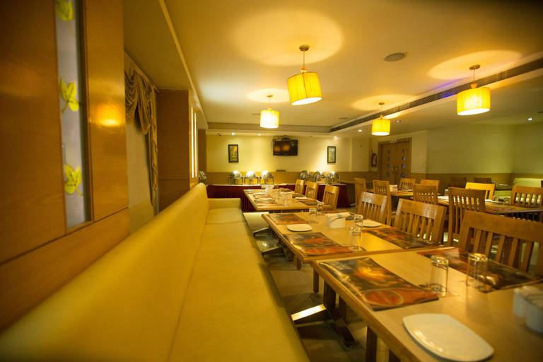 Food & Drinks 5, Mahalaya Residency, Kancheepuram