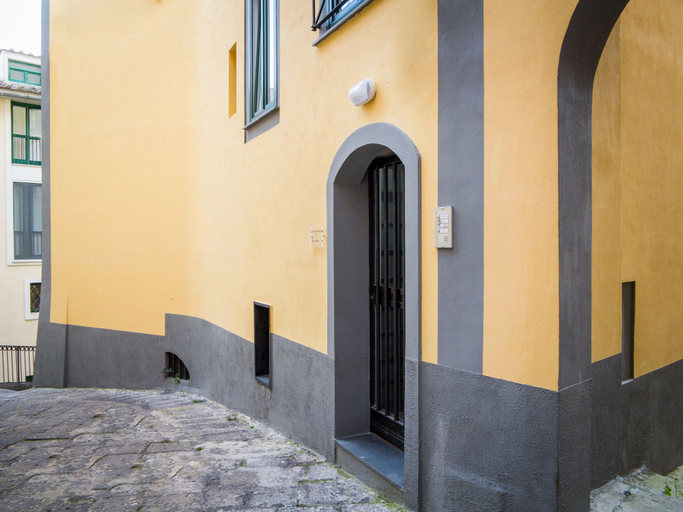 Exterior & Views 2, Plaium Montis, Salerno
