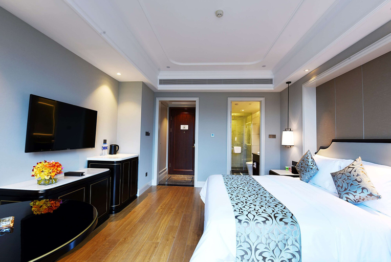 Bedroom 2, Ramada Plaza by Wyndham Wenzhou, Wenzhou