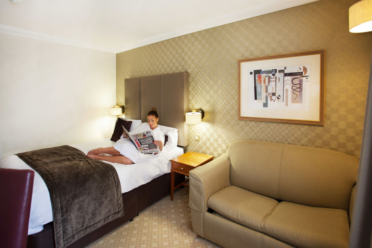 Bedroom 3, Apollo Hotel, Hampshire