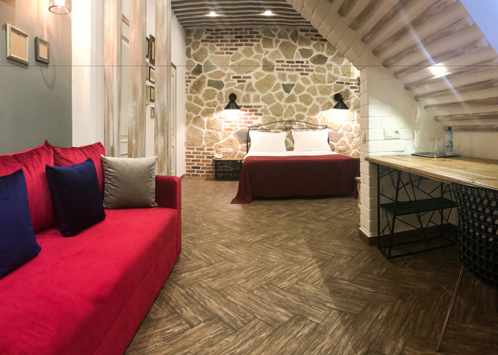 Bedroom 2, Komilfo Hotel