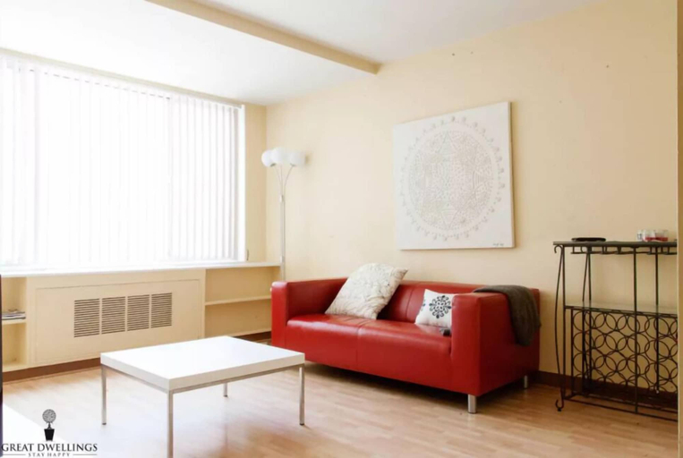 Others 1, Cozy 1BR Rosslyn Apt with a View, Arlington