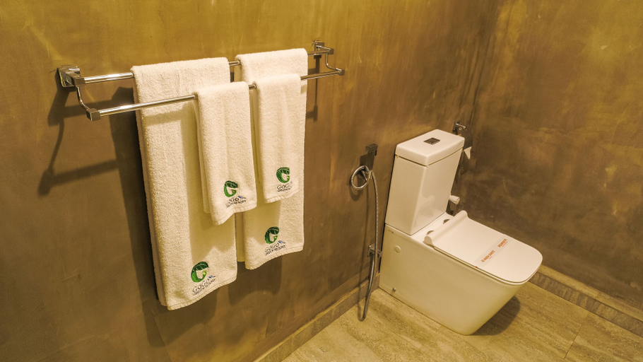 Bathroom 3, Go Go Green Resort, Hingurakgoda