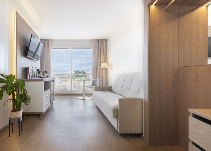 Others 4, Melia Sitges, Barcelona