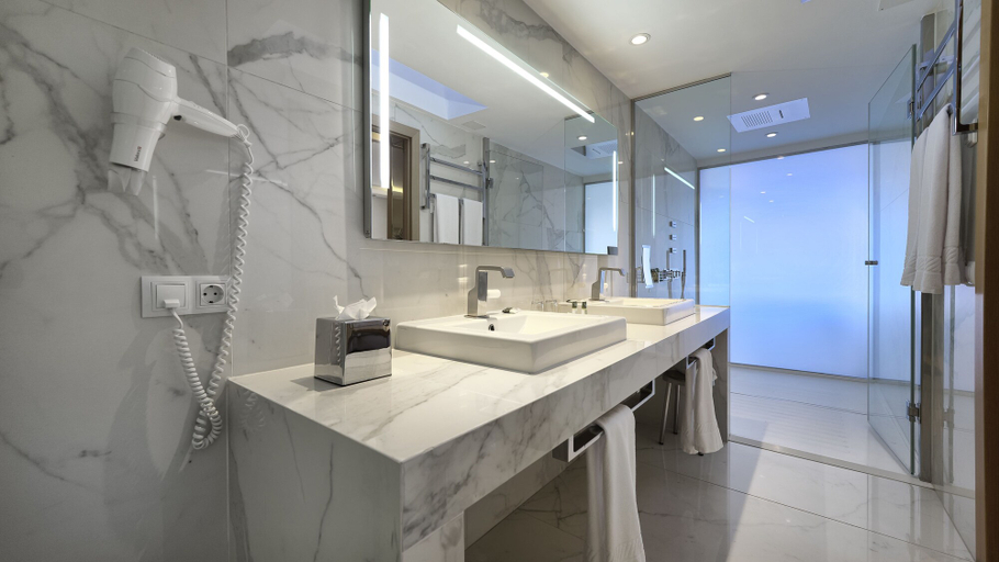Bathroom 5, Bull Costa Canaria & Spa - Adults only, Las Palmas