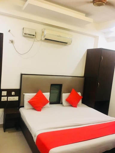 Bedroom 4, Hotel Gaylord, Delhi