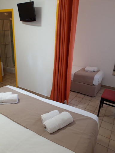 Bedroom 3, Hotel Domaine du Cros d'Auzon, Ardèche