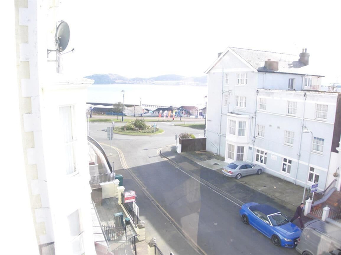 Others 5, Beach House, Conwy