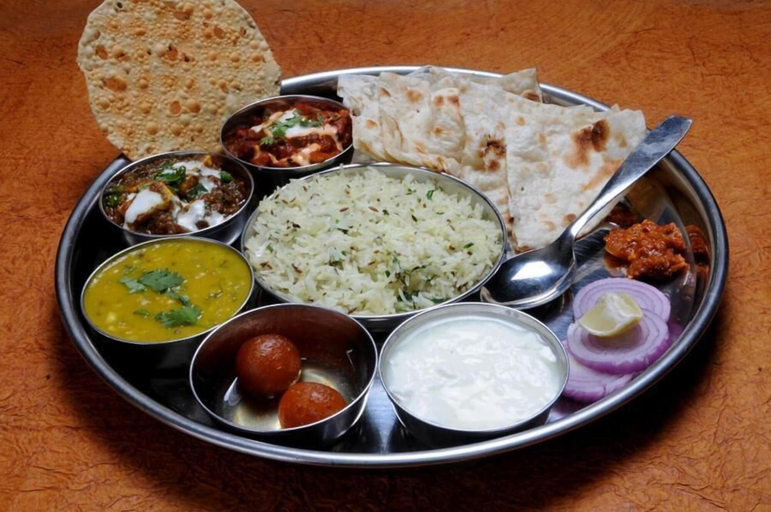 Food & Drinks 5, Hotel Vyankatesh, Satara