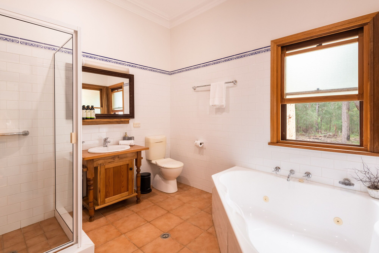 Bathroom 4, Bay and Bush, Jervis Bay, Shoalhaven - Pt B