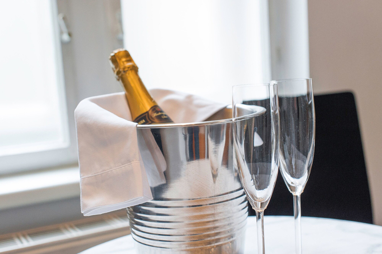 Food & Drinks, 7th Heaven Vienna Center Apartments, Wien