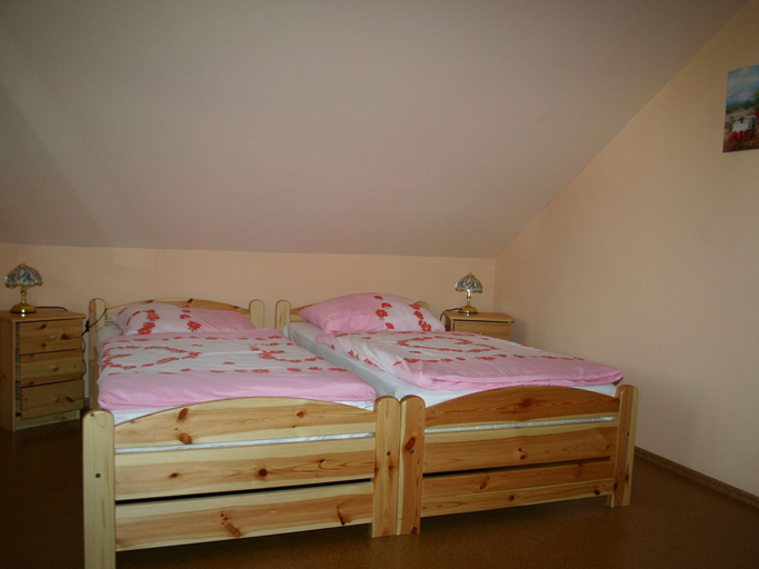 Bedroom 2, Gasthof Zum Stausee, Oberbergischer Kreis