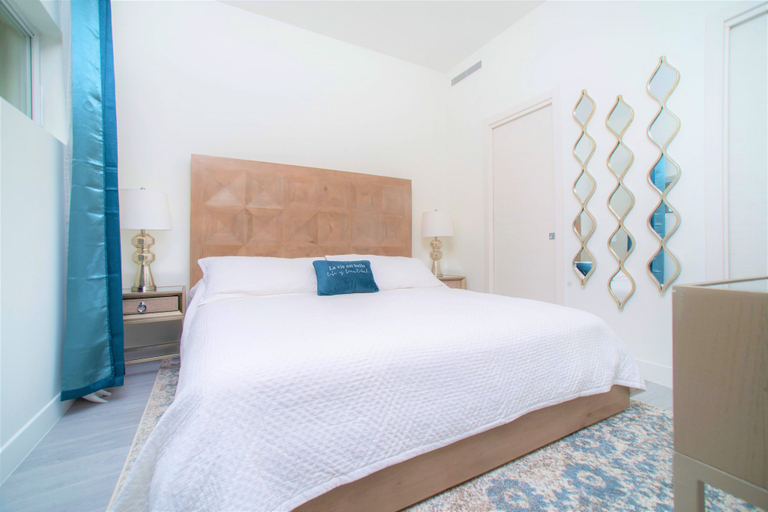Bedroom 2, Cayman Luxury Rentals at The Grove