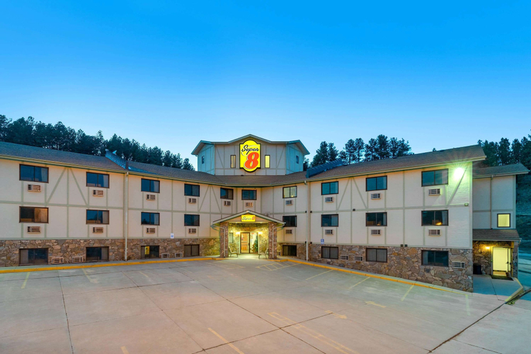Super 8 by Wyndham Hill City/Mt Rushmore/ Area, Pennington