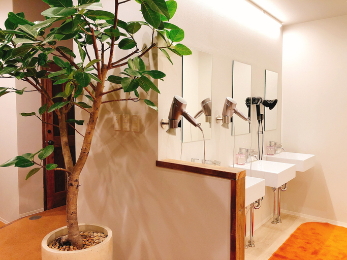 Bathroom 3, Akicafe Inn Guesthouse, Hiroshima