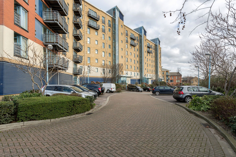 Exterior & Views 2, Premium London Excel Apartment, London