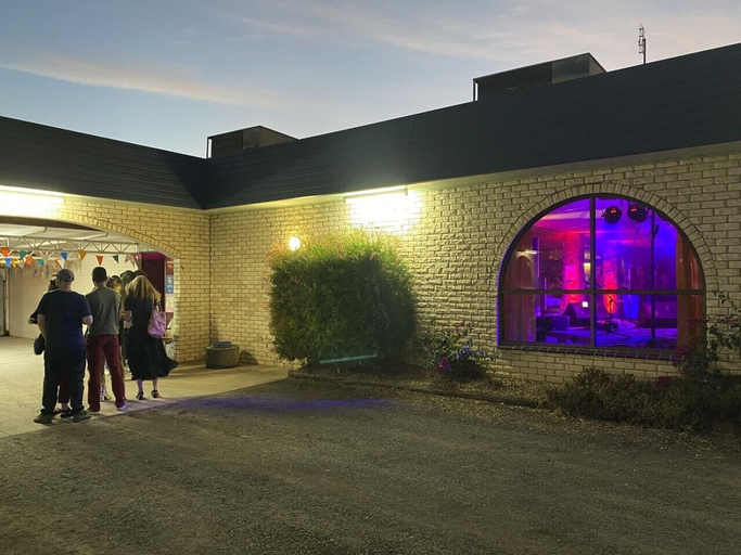 Exterior & Views 2, Charlton Motel - Victoria, Buloke  - South