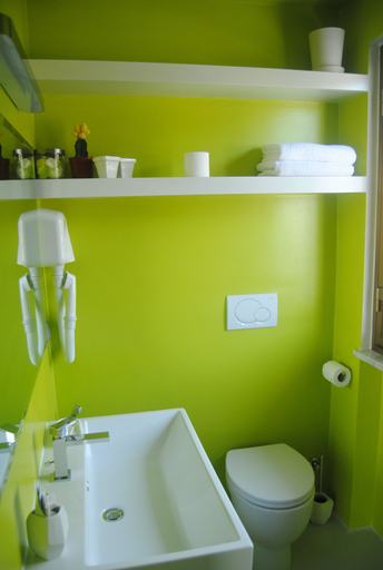 Bathroom 4, Bedroom La Stazione, Rome