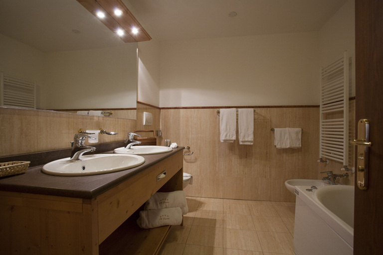 Bathroom 5, Hotel Chalet all'Imperatore, Trento