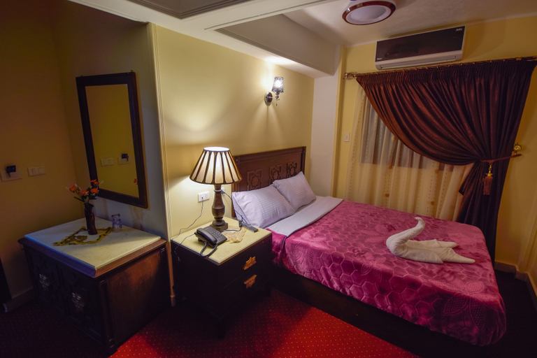 Bedroom 4, Amin hotel, 'Abdin