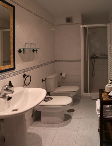 Bathroom 5, Casa de Aldea La Pumariega, Asturias