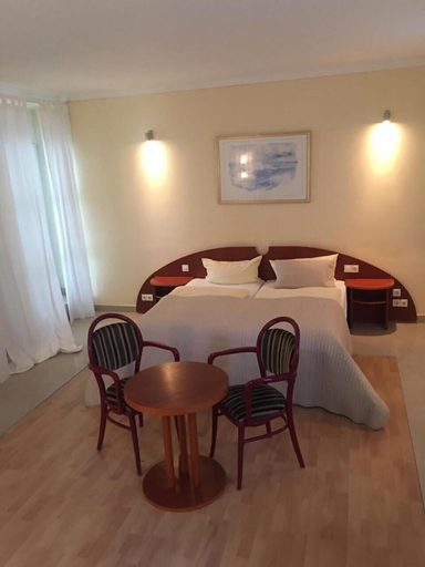 Bedroom 4, Hotel Berliner Hof Dallgow, Havelland