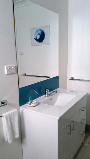 Bathroom 4, Karuah Riverside Motel, Port Stephens