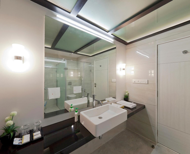 Bathroom 4, Ramee Panchshil, Kolhapur