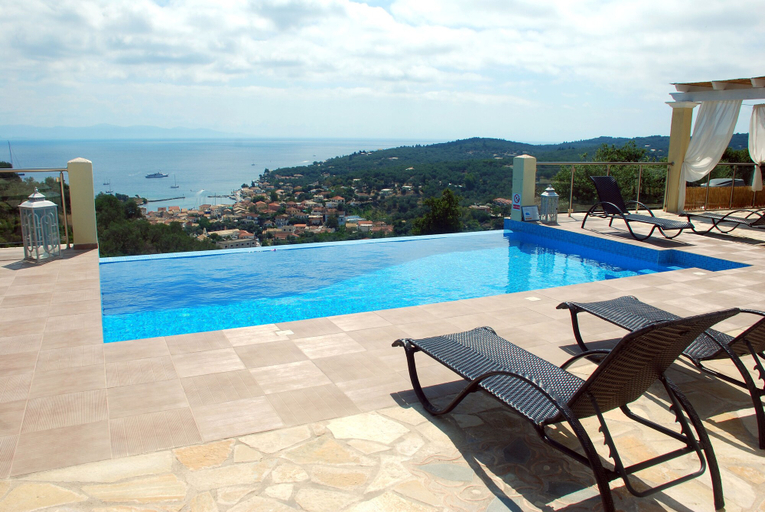 Sport & Beauty 4, Artist's Villa Lilac Lilium, Ionian Islands