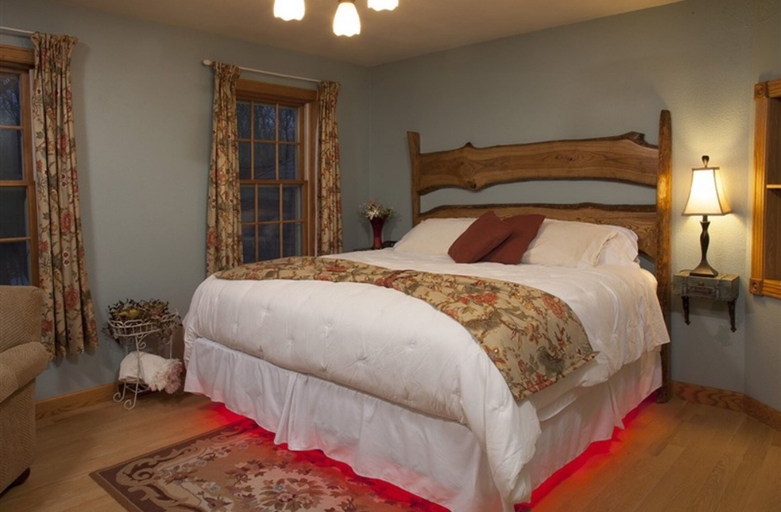 Bedroom 3, Hidden Serenity B&B, Washington